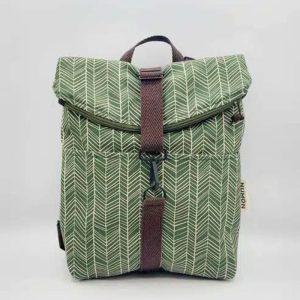 Mini mochila reciclada verde estampado trigo