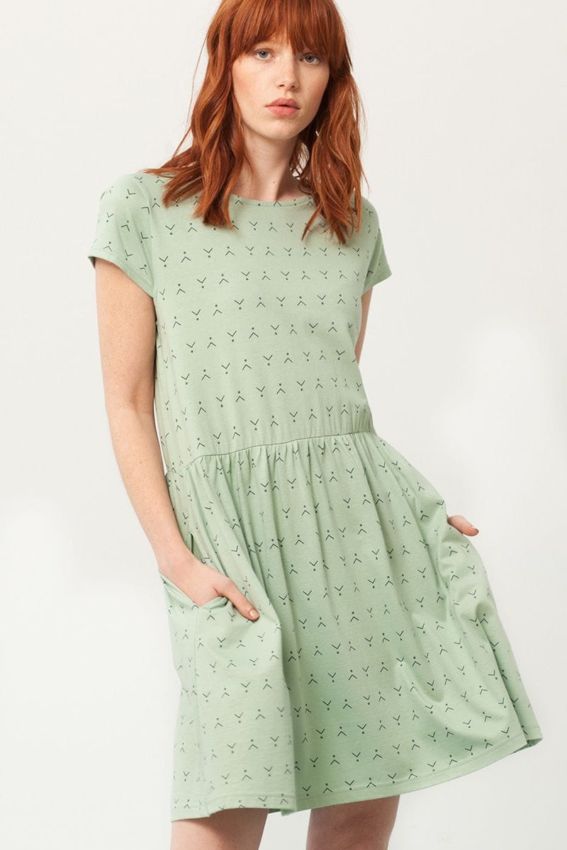 Vestido oversize verde menta estampado abstracto - Imagen 2